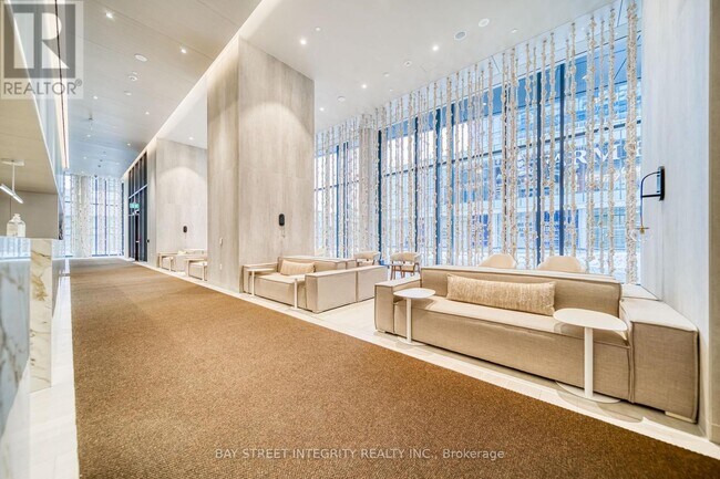 Building Photo - 138 Downes St