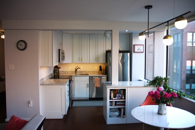 Foto del edificio - 2141 P St NW