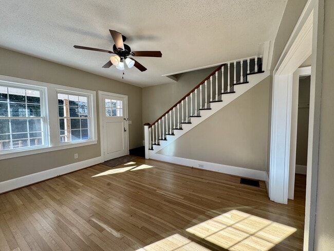 Foto del edificio - 706 6th St