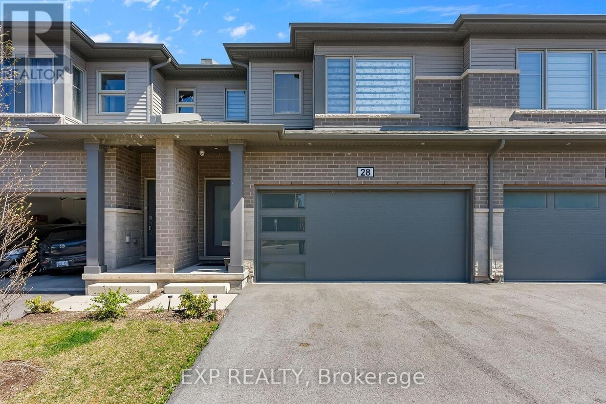 Primary Photo - 4552-4552 Portage Rd