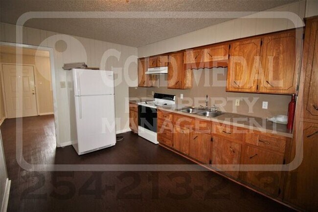 Building Photo - 810 Pecan Circle, Unit C, Killeen