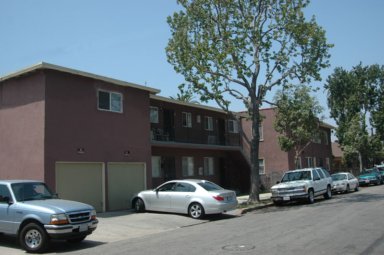 Building Photo - Hellman Apartments