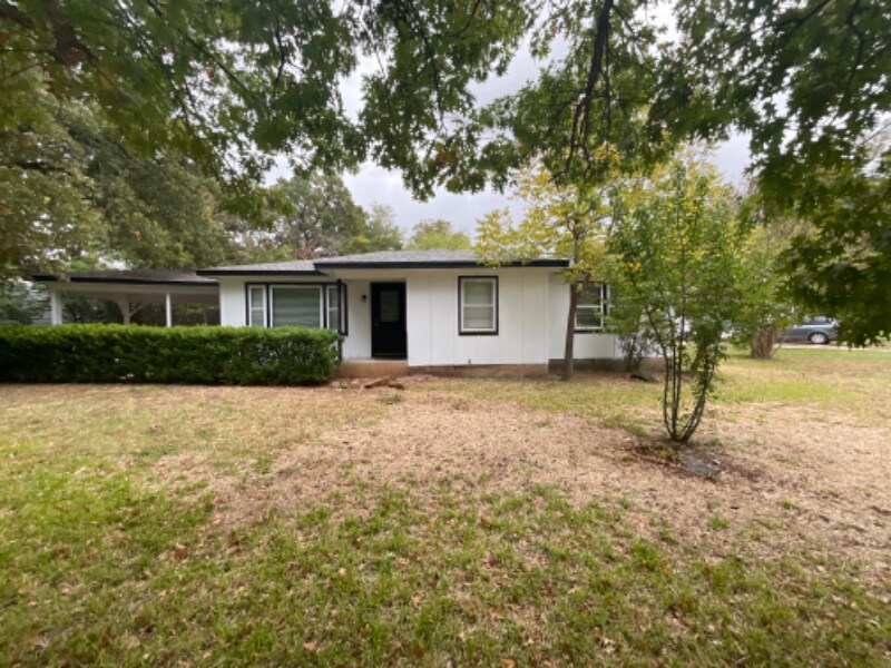 318 Case St, Weatherford, TX 76086 House Rental in Weatherford, TX