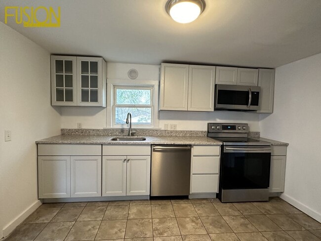 Photo - 340 Manhattan Dr Apartment