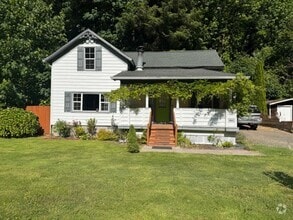 Building Photo - 6241 Skunk Hollow Rd