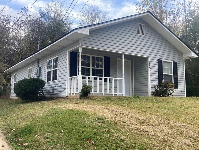 Building Photo - 1304 17th Ave