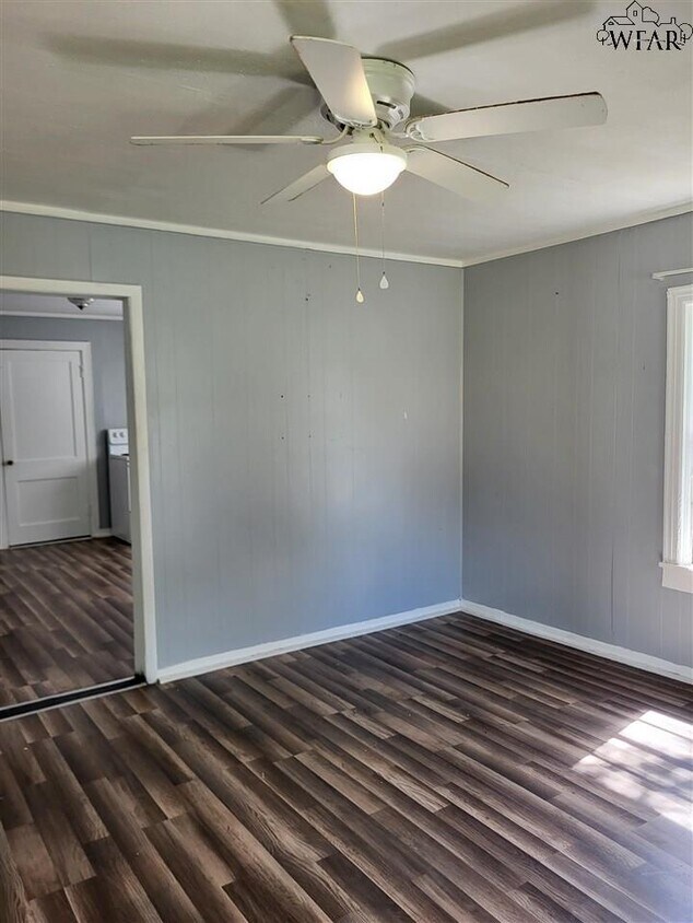 Foto principal - 1015 Roosevelt St
