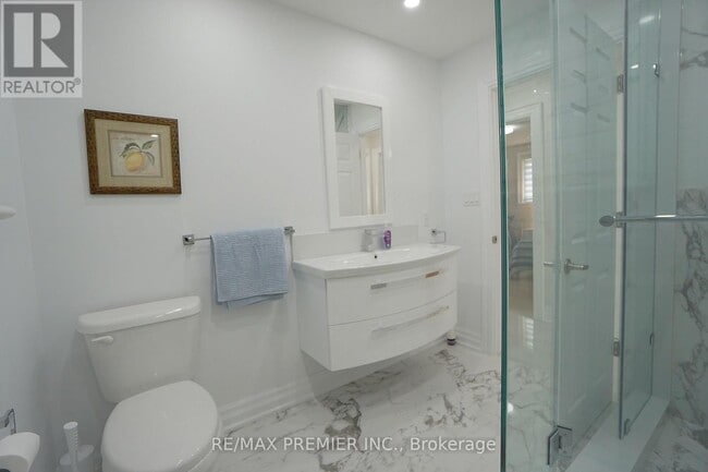 Photo du bâtiment - 114 Tandridge Crescent