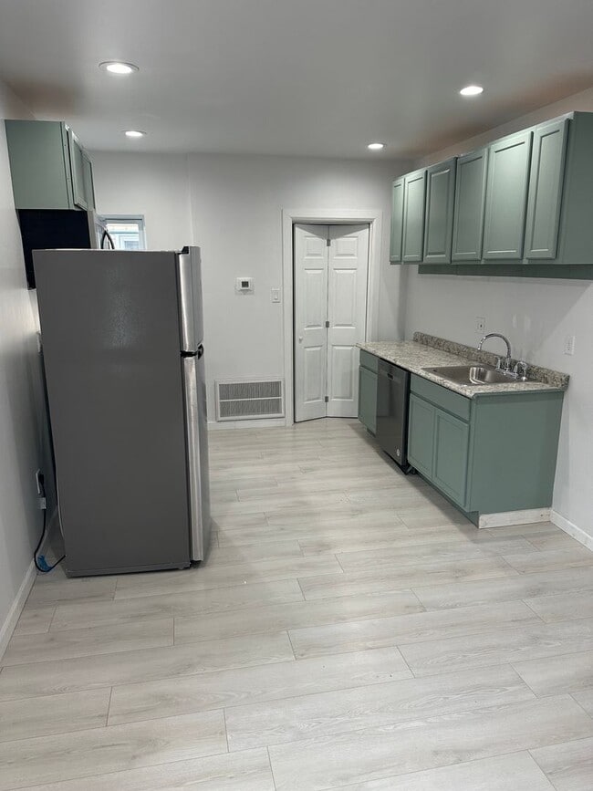 Photo - 1133 Merchant St Apartment