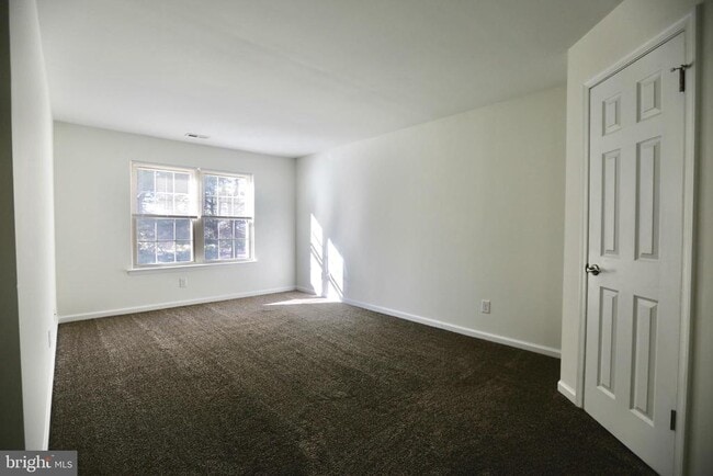 Building Photo - 442 Atlanta Court