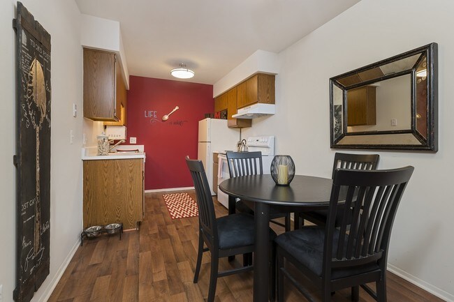 Foto del edificio - 24550 Weathervane Blvd