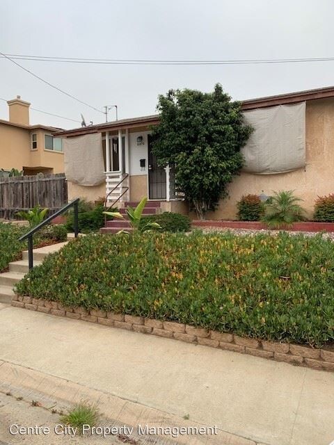 Foto del edificio - 2871-2873 Comstock St