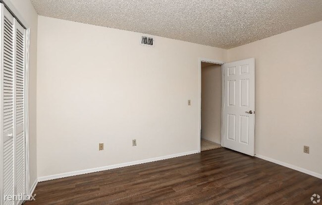 Foto del edificio - 1703 Destiny Blvd