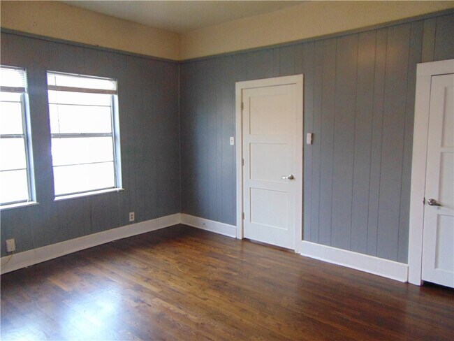 Foto del edificio - 2317 E 2nd St