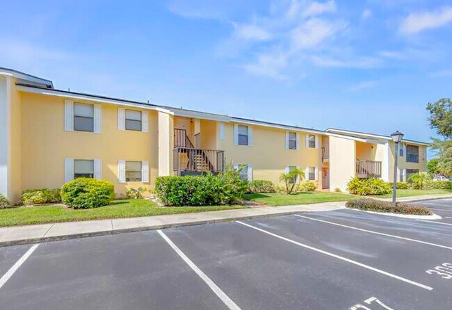 Building Photo - 3001 58th Ave S