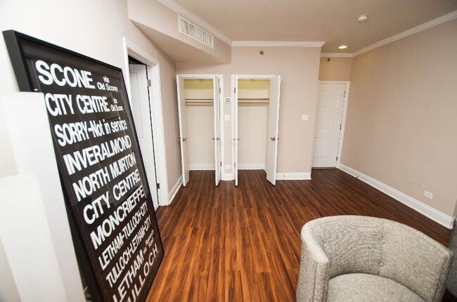 Foto del edificio - 222 E Chestnut St