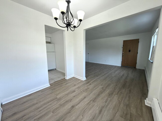 Foto del edificio - 5917 Cary Ave