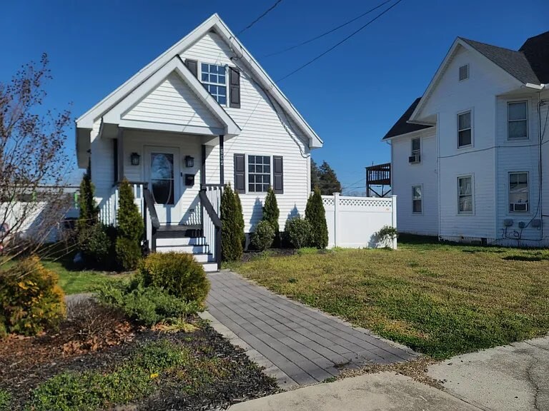 Foto principal - 502 N 2nd St