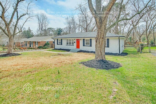 Foto del edificio - 4240 Winedale Ln