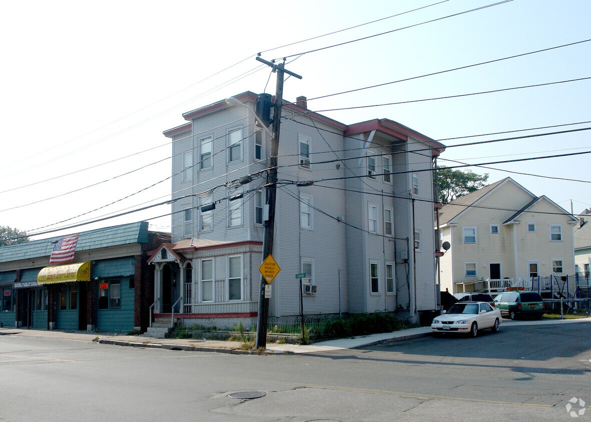 Primary Photo - 236 Hampshire St
