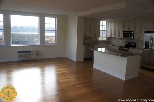 Foto del edificio - 269 River Rd