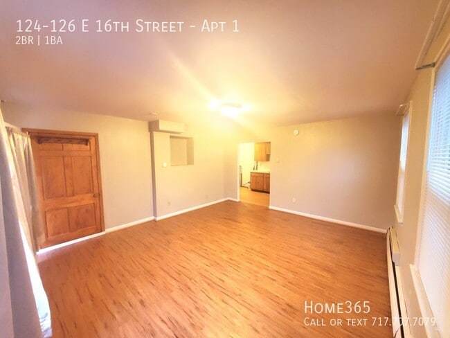 Building Photo - Large 2 bedroom condo rent ready!