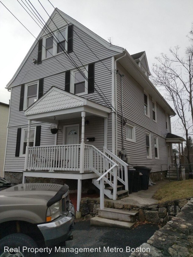 Primary Photo - 15 Poplar St