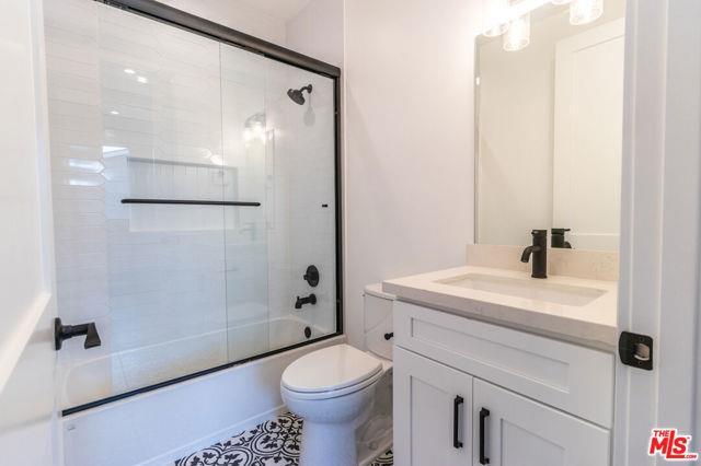 Building Photo - 5325 Ben Ave