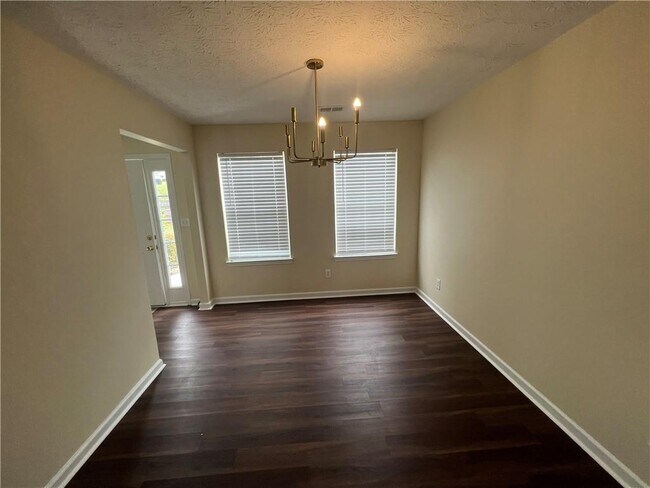 Building Photo - 2895 Gallery Grove