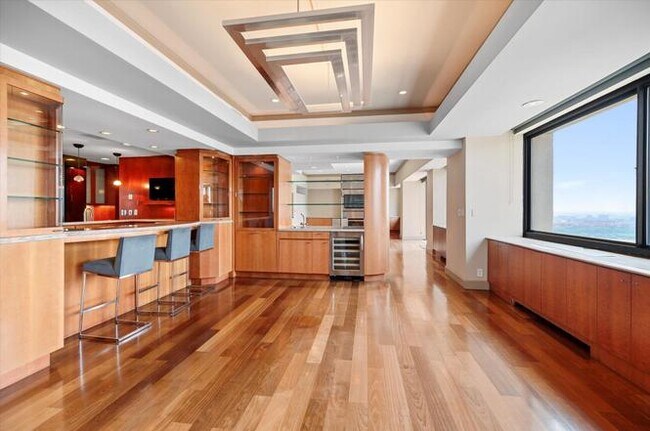 Foto del edificio - Palis Blv