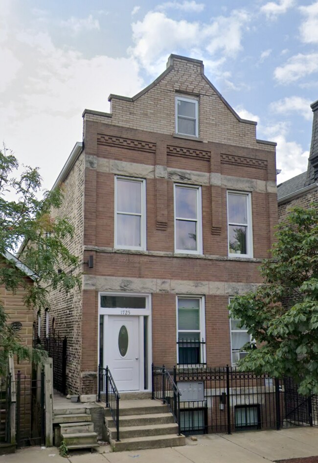 Foto del edificio - 723 W 17th St