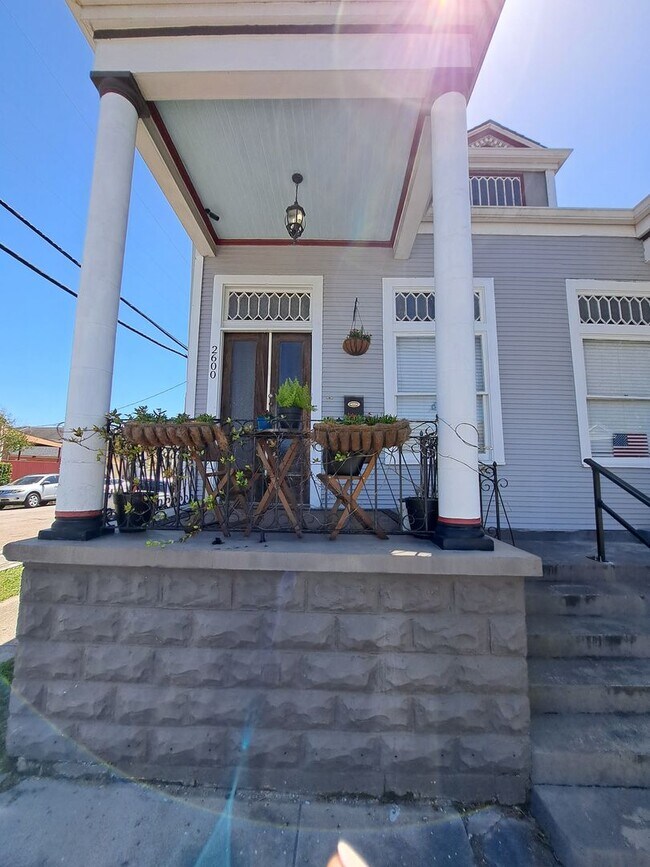 Building Photo - 2600 Cleveland Ave