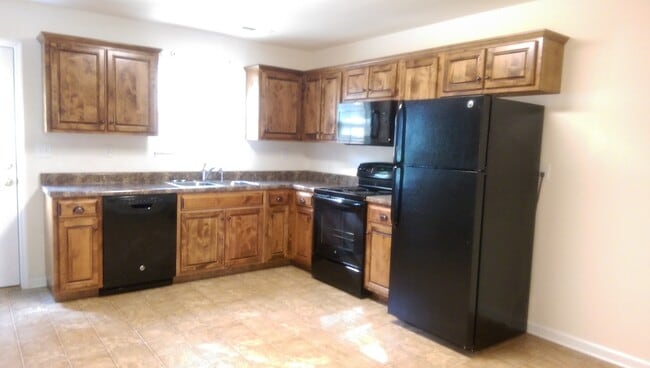 Foto del edificio - 1299 Pond St SE