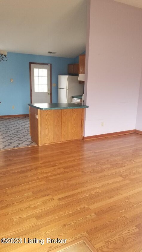 Foto del edificio - 9408 Pirouette Ave