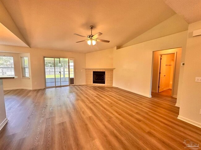 Building Photo - 3304 Tiller Ct