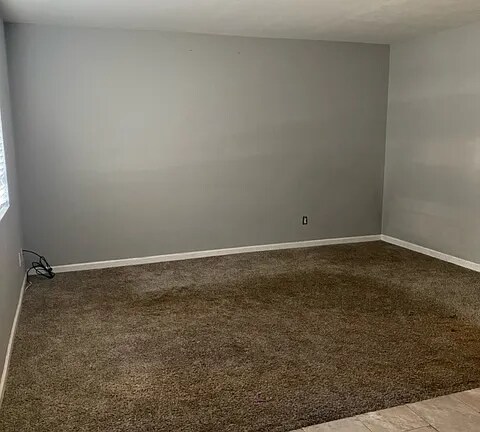 Building Photo - 5876 S Del Moral Blvd