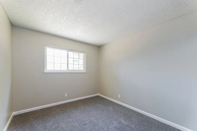 Building Photo - 3971 Avante Way