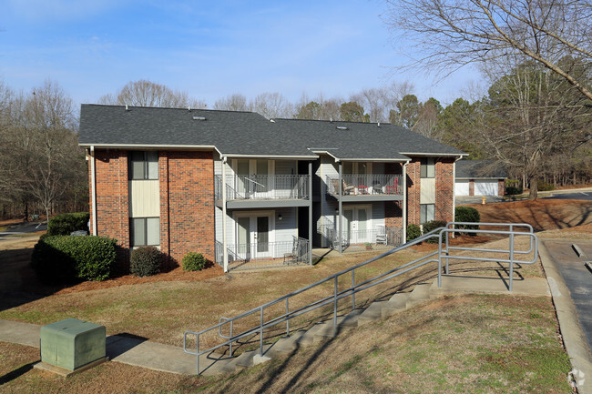 Building Photo - Castlewood Apartments