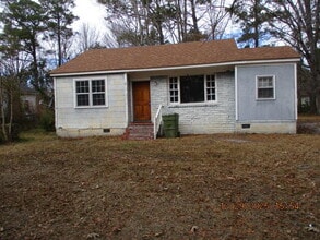 Building Photo - 467 Loring Dr