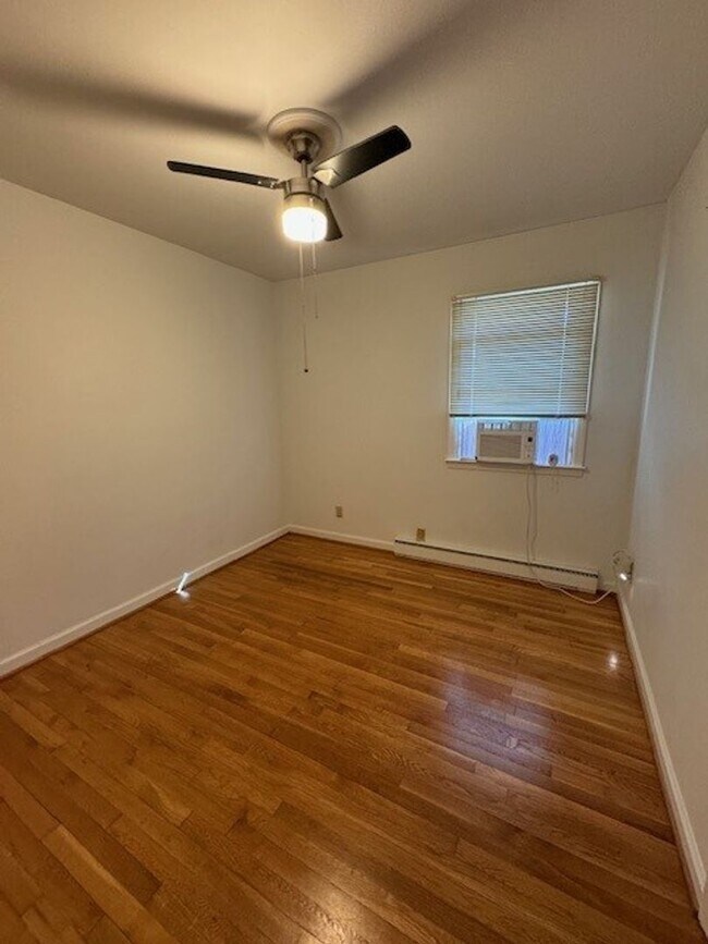 Foto del edificio - Beautiful home for rent! 3 Bedroom, 2 bath