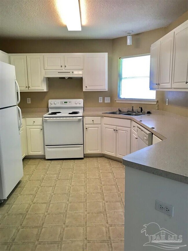 Building Photo - 6316 Mers Ln
