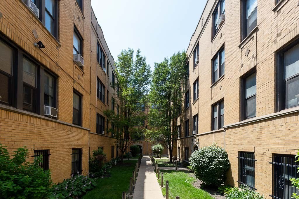 1536 N Kedzie Ave Unit J3, Chicago, IL 60651 Condo for Rent in
