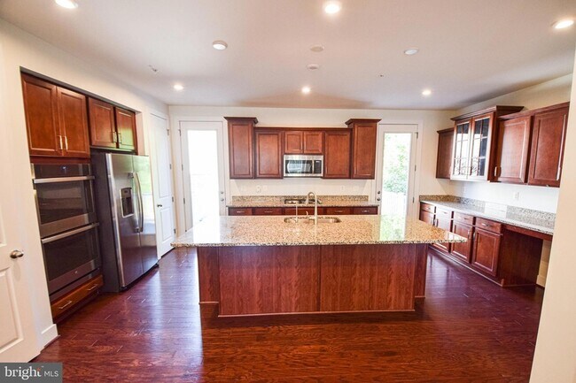Foto del edificio - 1438 Honeylocust Dr