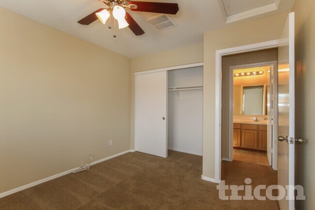 Building Photo - 9343 W Payson Rd