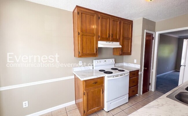 Foto del edificio - 387 Jamestown Manor Dr