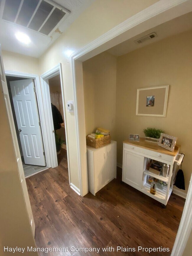 Foto del edificio - 2 br, 1 bath House - 904 B N. College St