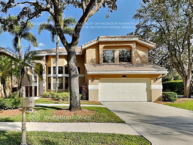 Building Photo - 1240 NW 105th Ave