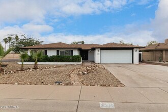 Building Photo - 1835 E Yale Dr