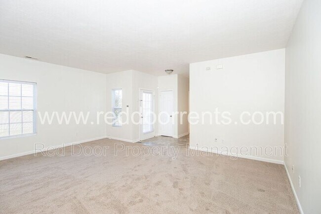Building Photo - 907 Curlew Ln