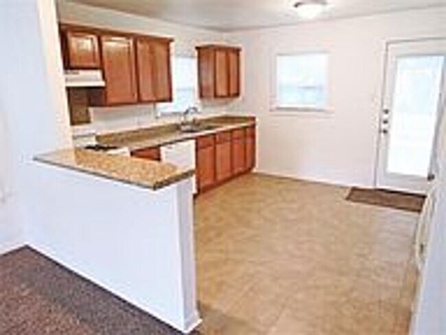 Foto del edificio - Renovated 2 Bed, 2 Bath Home in Bryan for ...